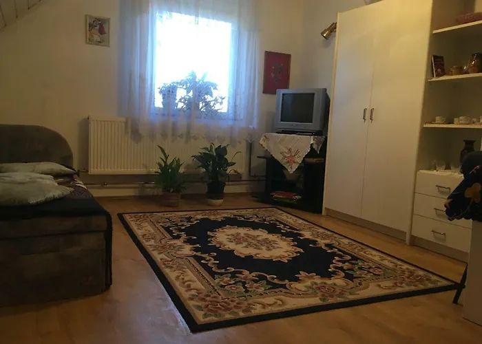 Lady Margit\'S Room